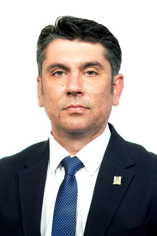 Мезенцев Артем Михайлович.